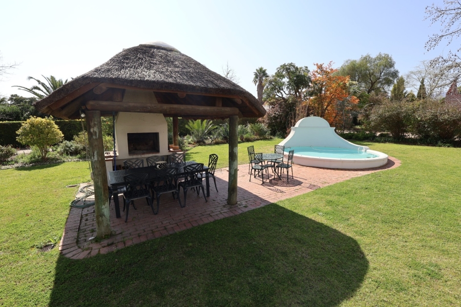 5 Bedroom Property for Sale in Wellington North Western Cape